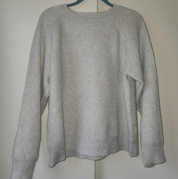 Sweater- light lavender - Picture 2 of 5